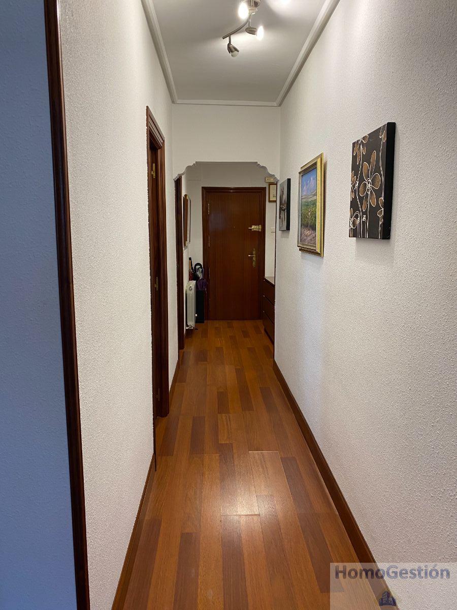 For sale of flat in Berango