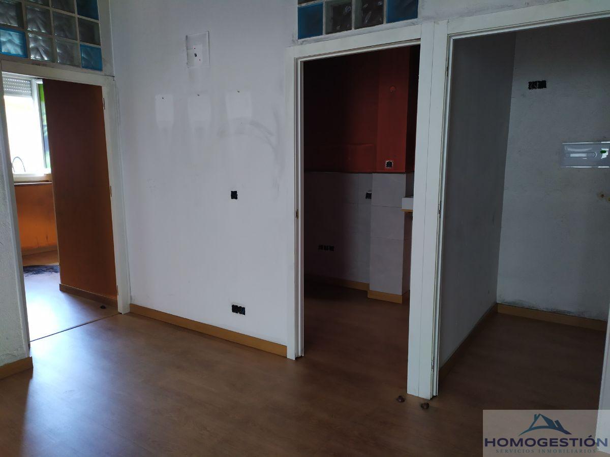 For sale of ground floor in Getxo