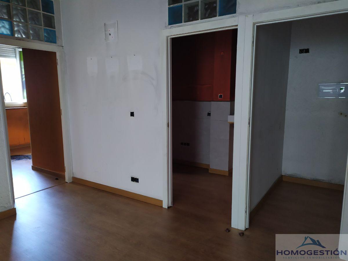 For sale of ground floor in Getxo