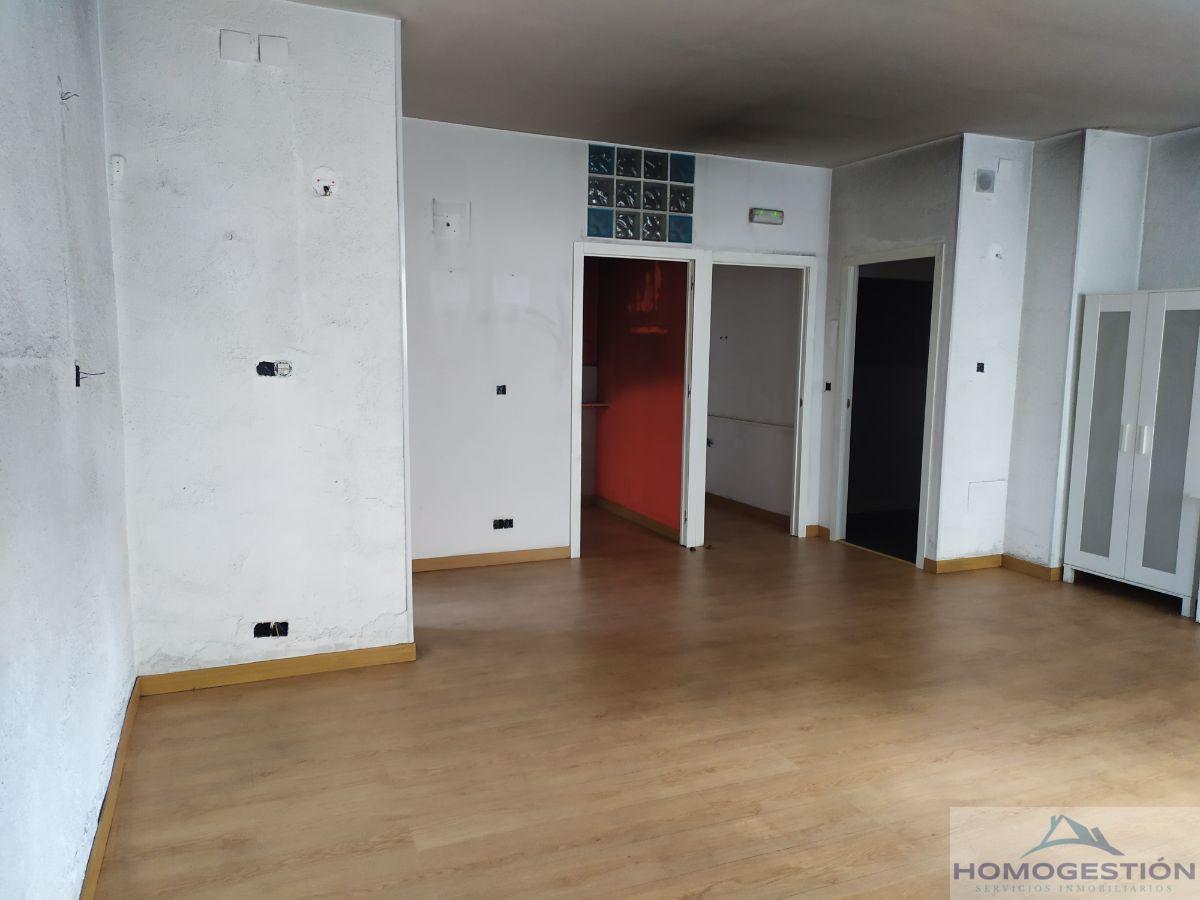 For sale of ground floor in Getxo