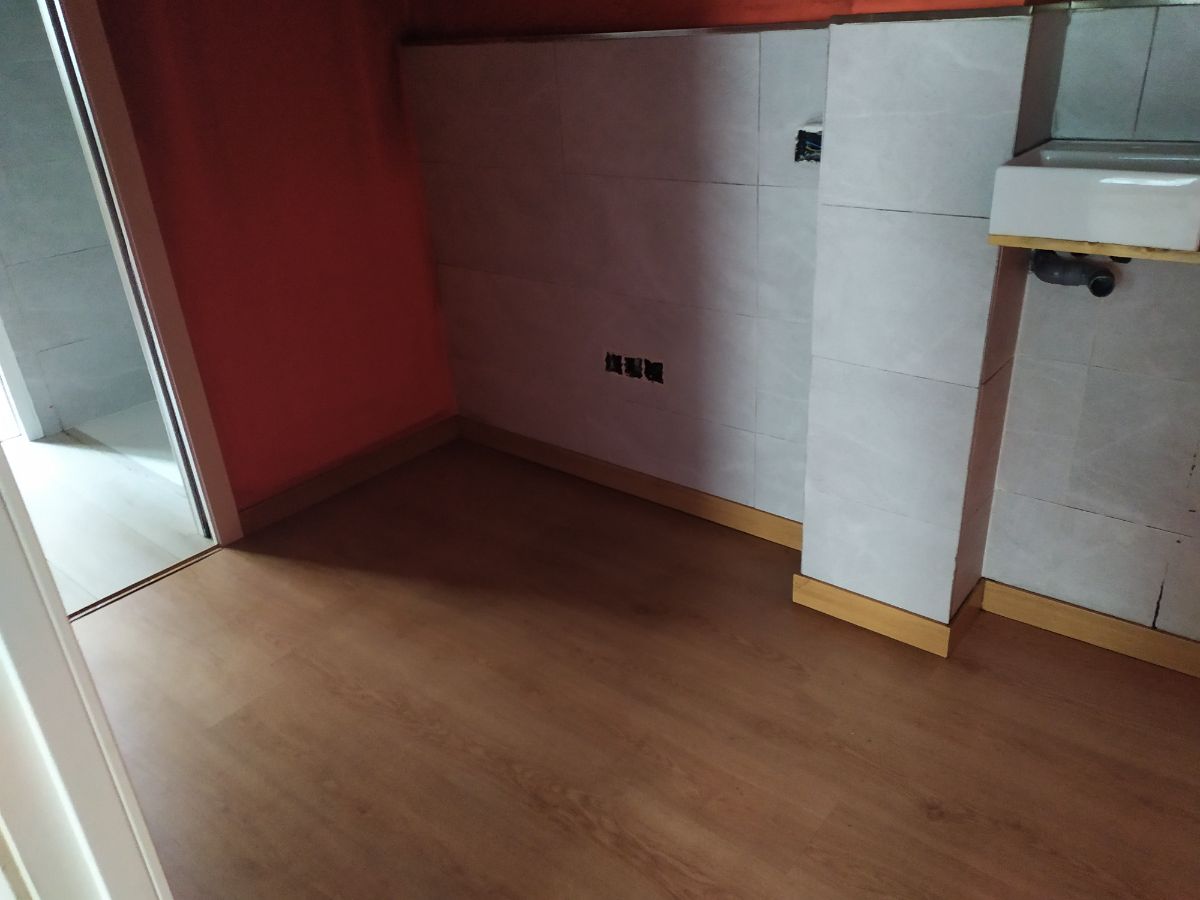 For sale of ground floor in Getxo