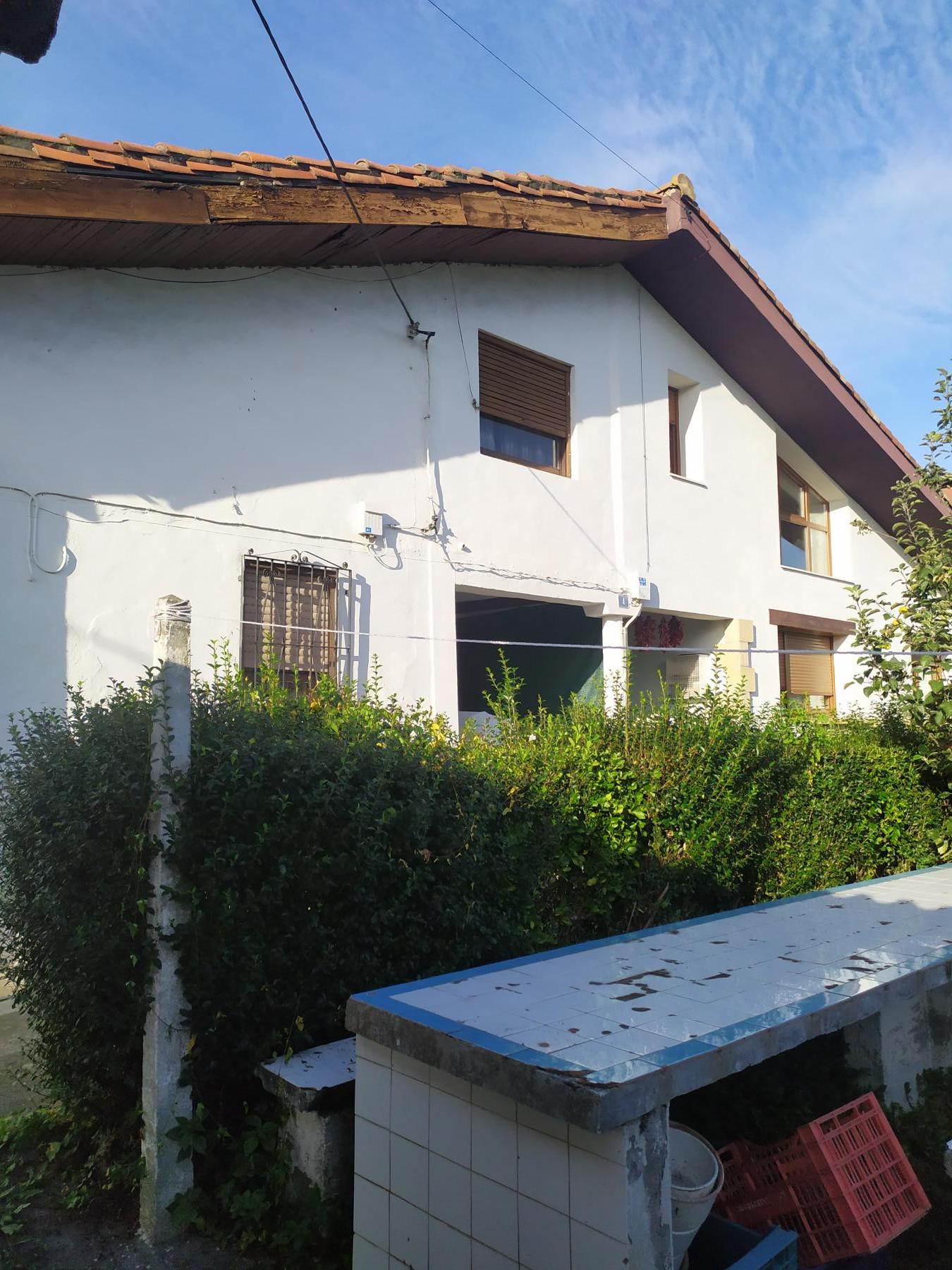 For sale of rural property in Loiu