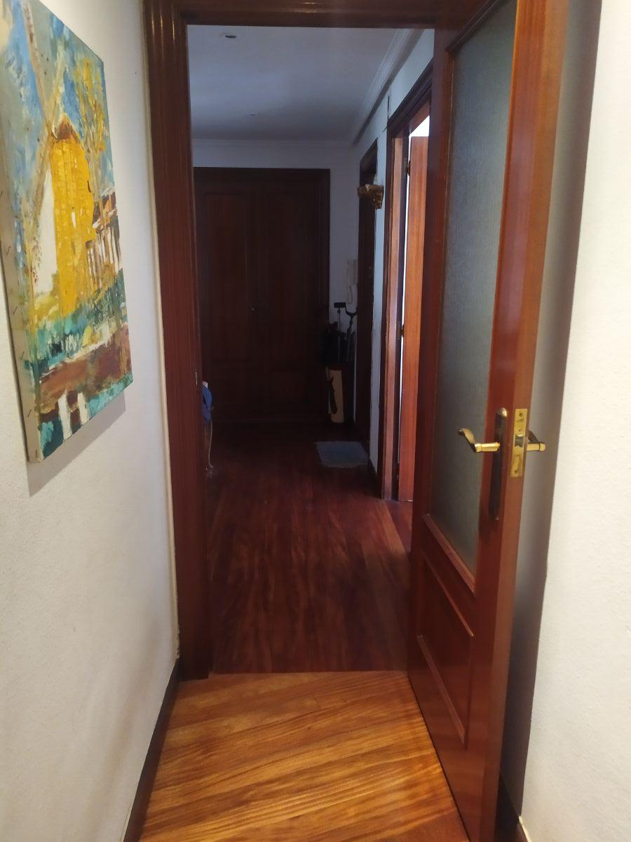 For sale of flat in Getxo