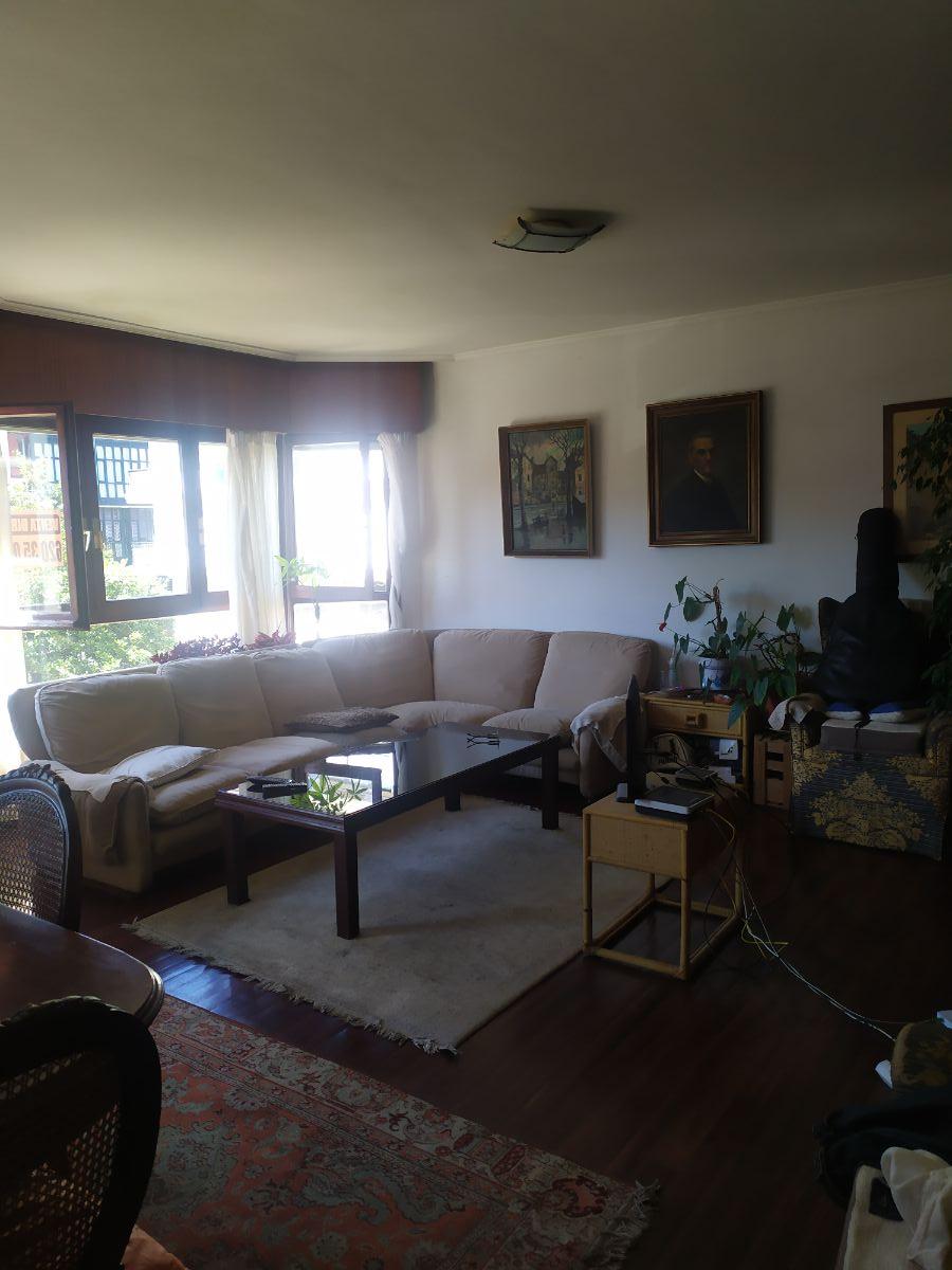 For sale of flat in Getxo