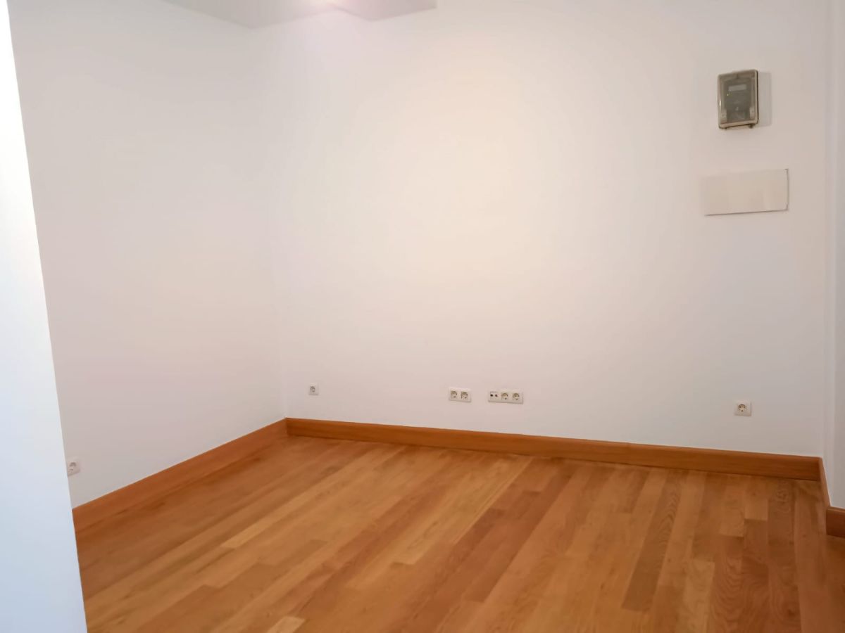 For sale of apartment in Bilbao