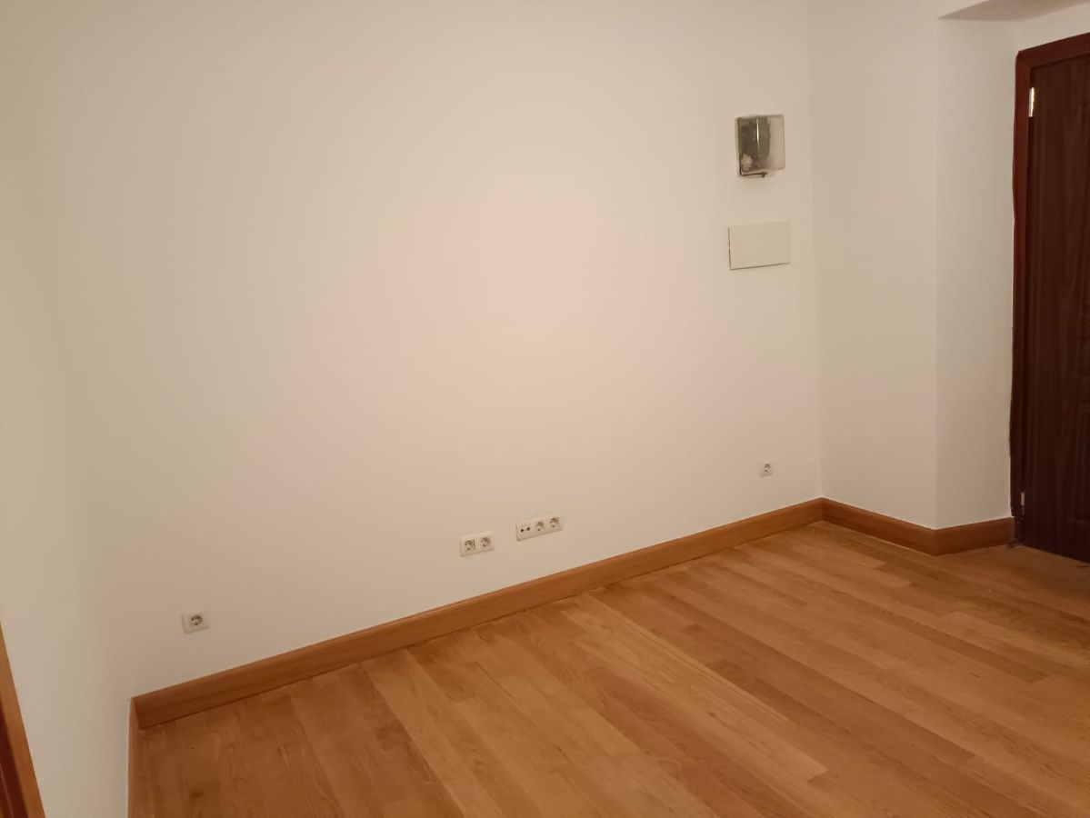 For sale of apartment in Bilbao