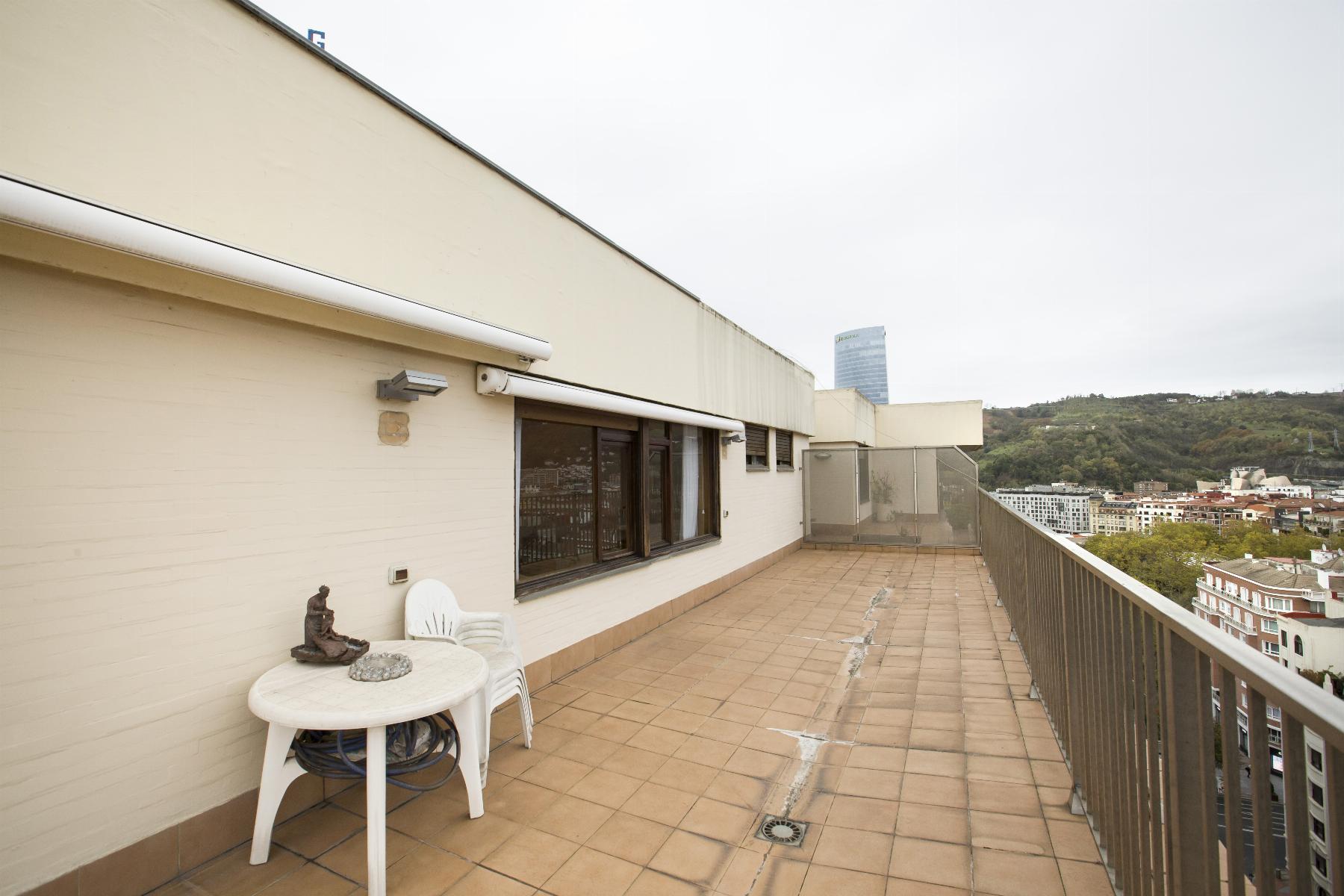 For sale of penthouse in Bilbao