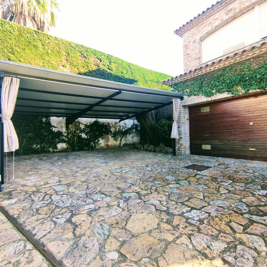 For sale of chalet in Platja d´Aro