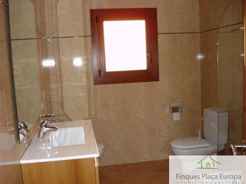 For sale of house in Santa Cristina D´aro