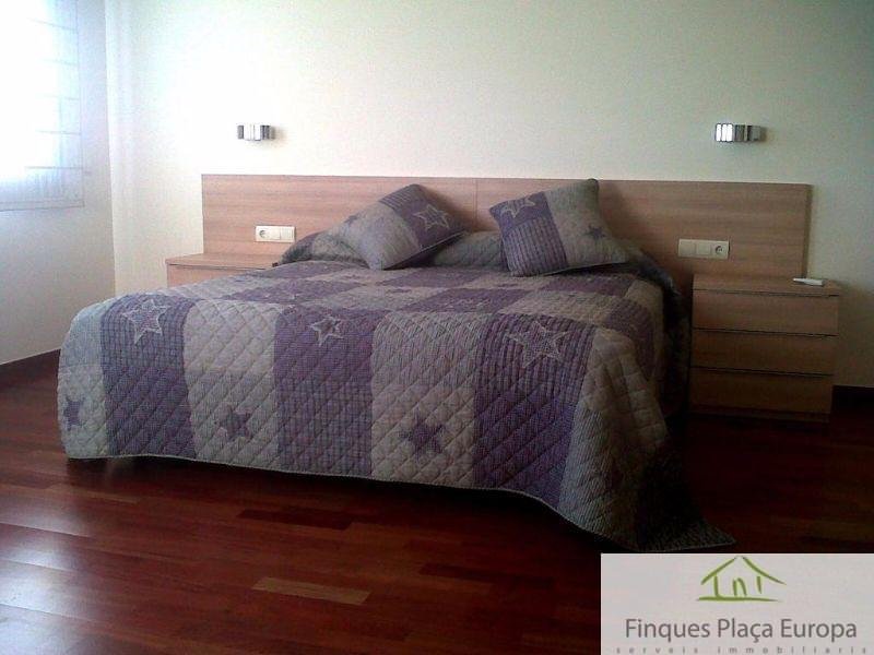 For sale of house in Santa Cristina D´aro