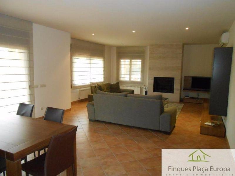 For sale of house in Santa Cristina D´aro