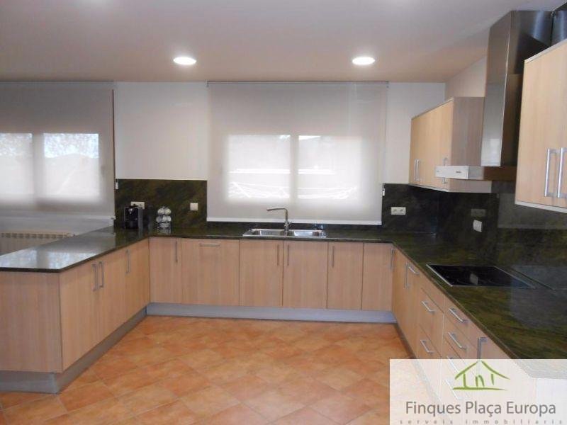 For sale of house in Santa Cristina D´aro