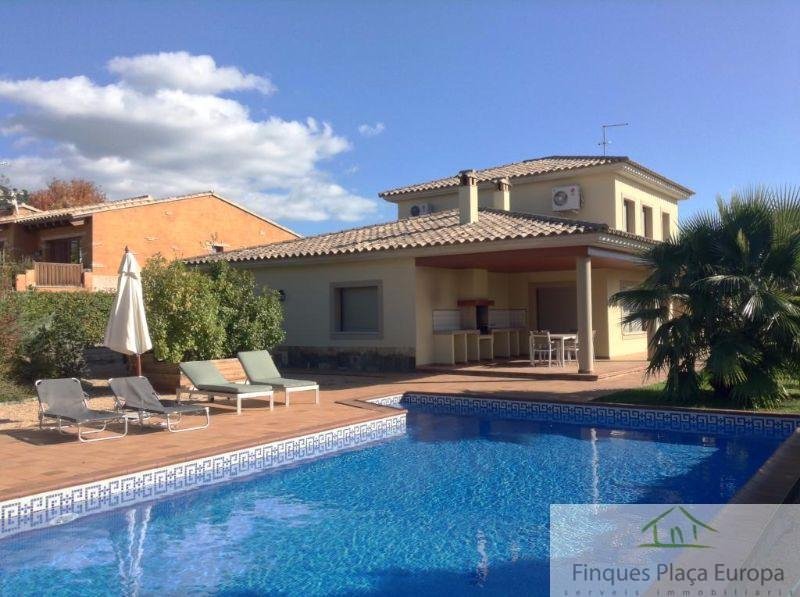 Venta de casa en Santa Cristina D´aro