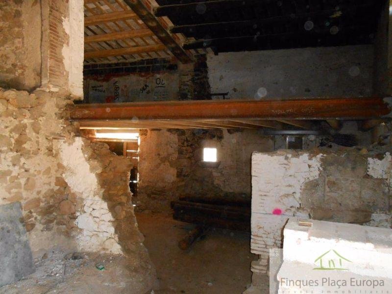 For sale of house in Santa Cristina D´aro