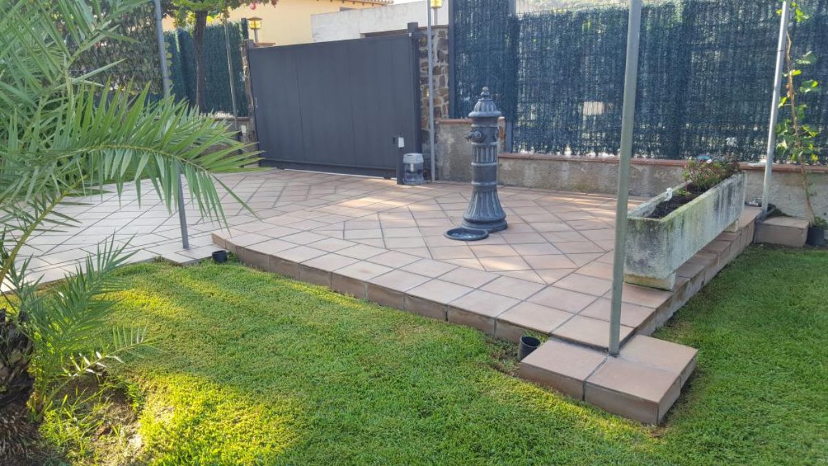 For sale of house in Calonge