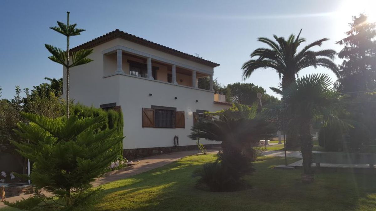 For sale of house in Calonge