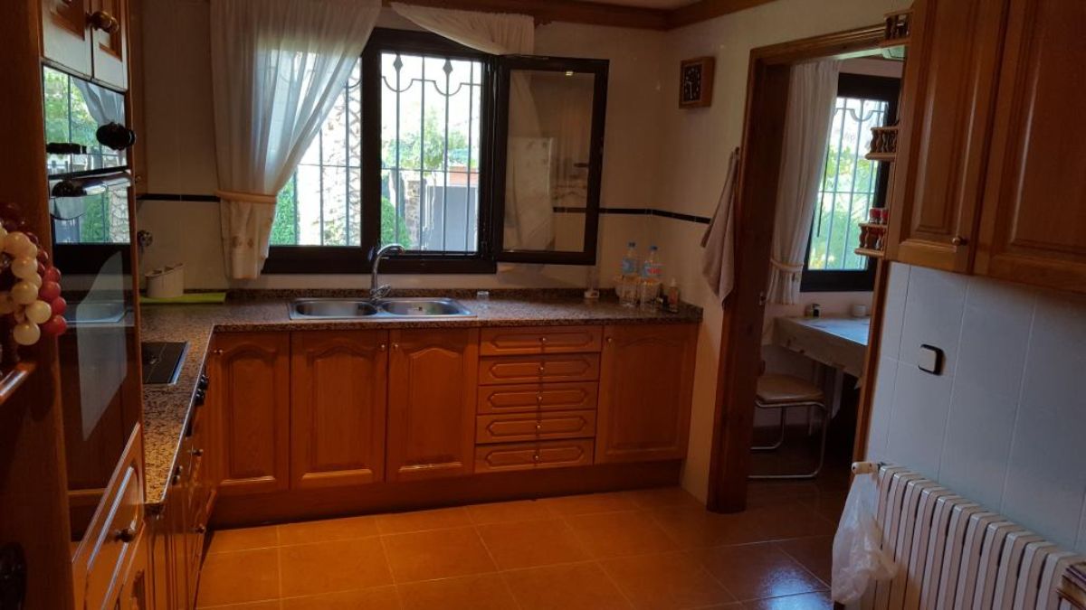 For sale of house in Calonge