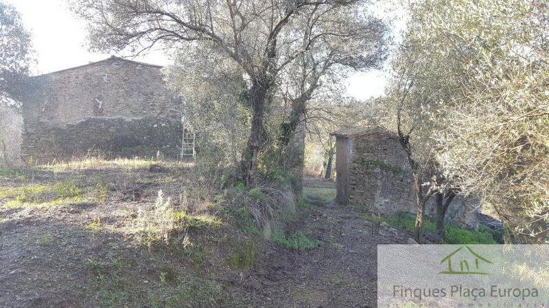 For sale of house in Girona