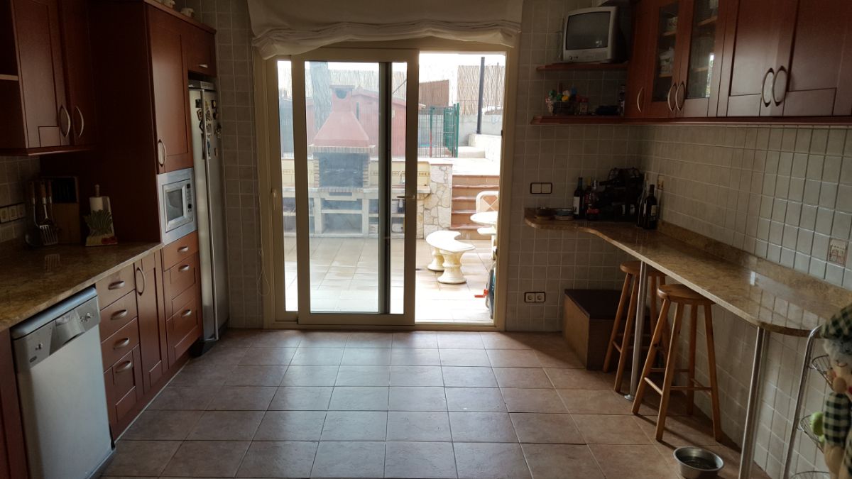 For sale of house in S agaro