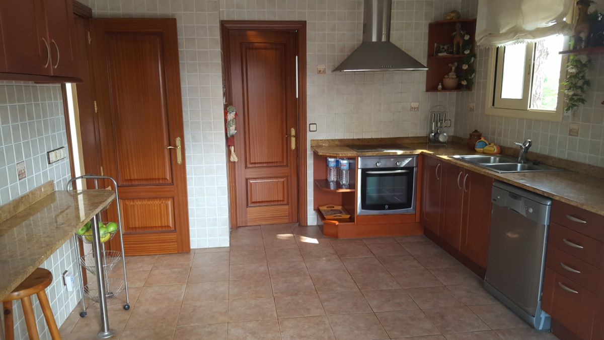 For sale of house in S agaro