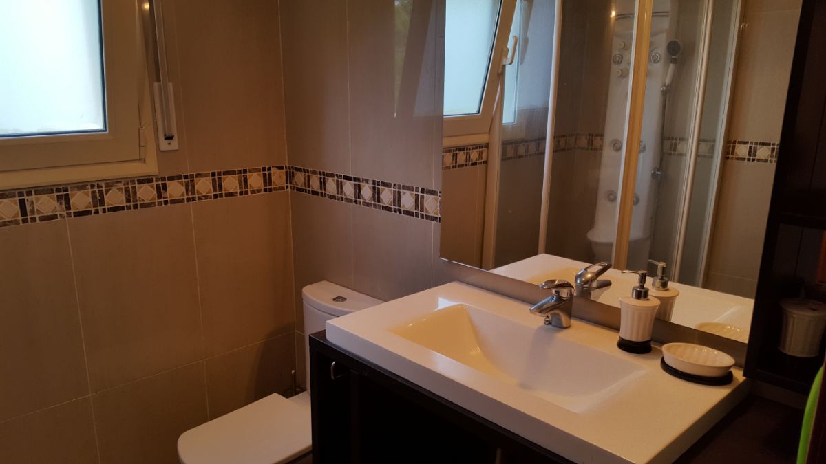 For sale of house in S agaro