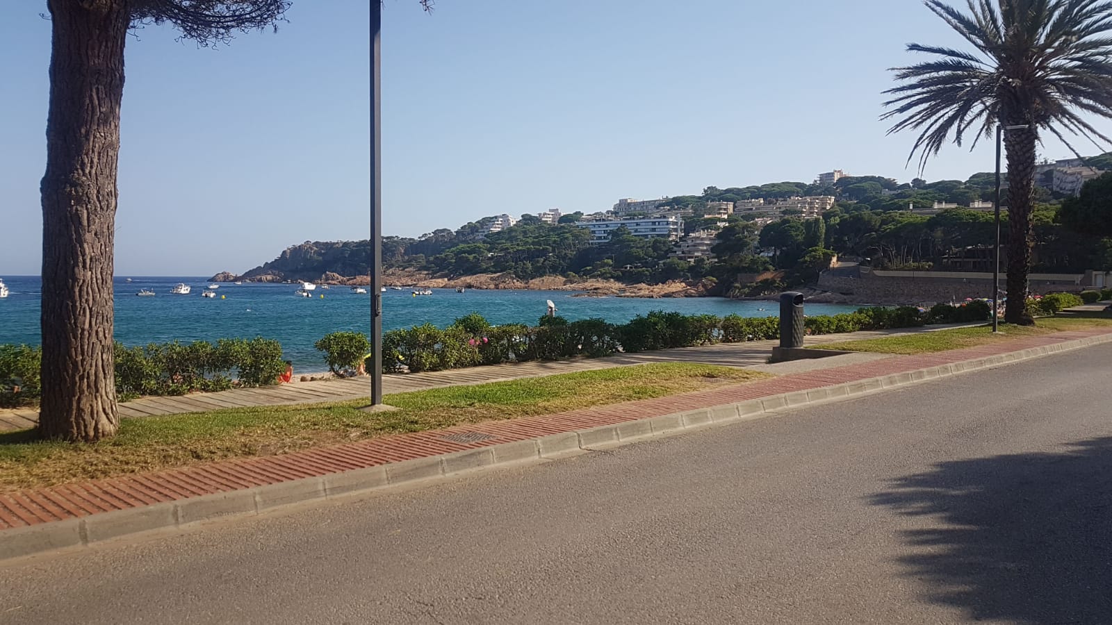 For sale of land in Sant Feliu de Guíxols