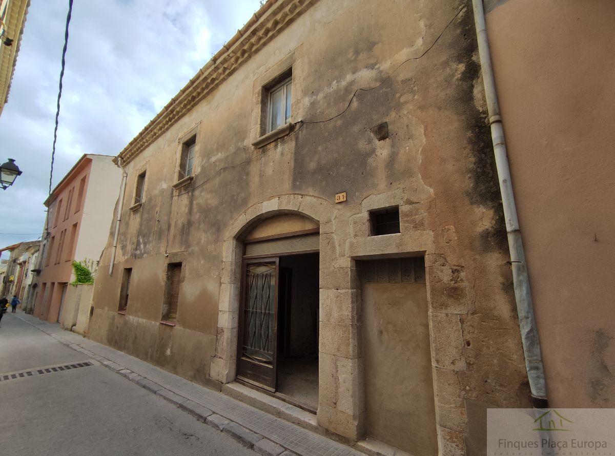 For sale of house in Torroella de Montgrí