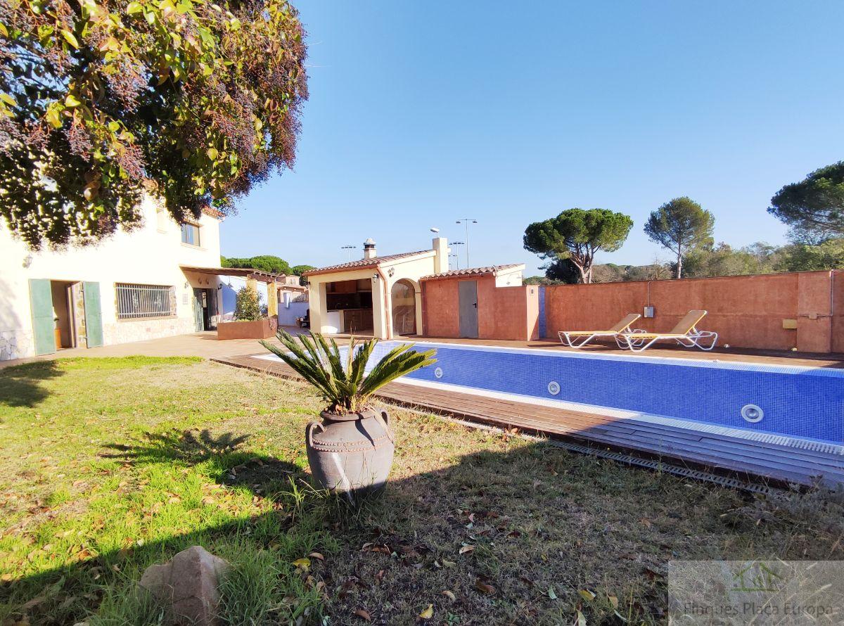 For sale of house in Calonge