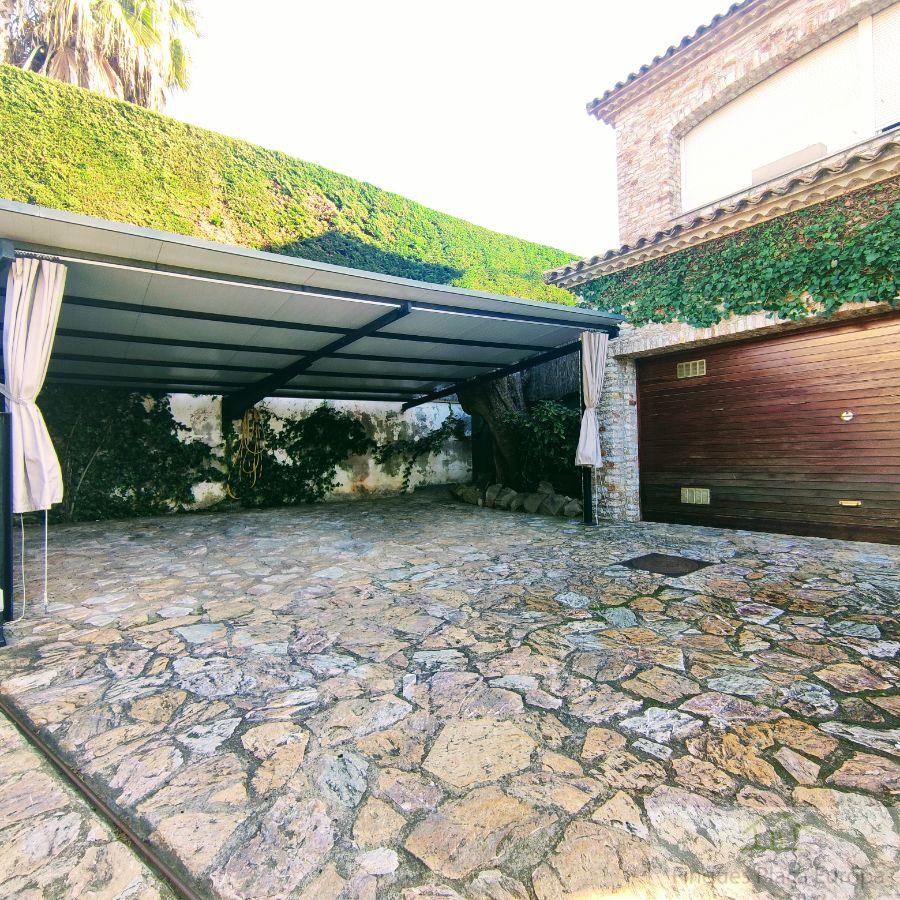 For sale of chalet in Platja d´Aro