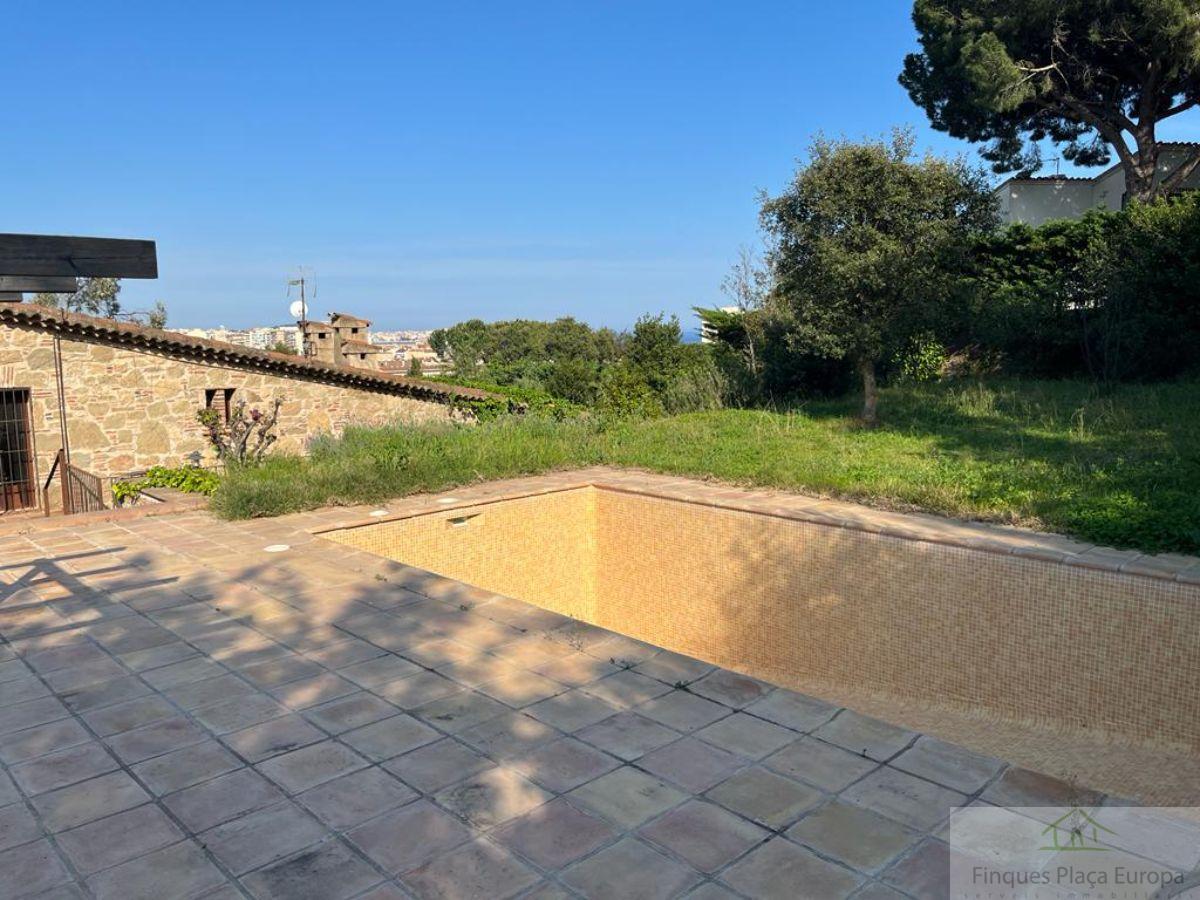 For sale of house in Calonge