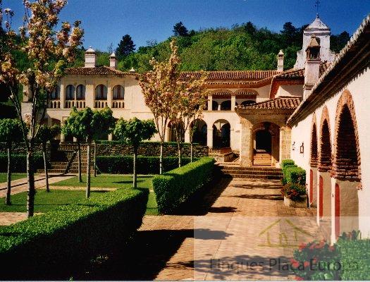 Venda de finca rústica a Guadalupe