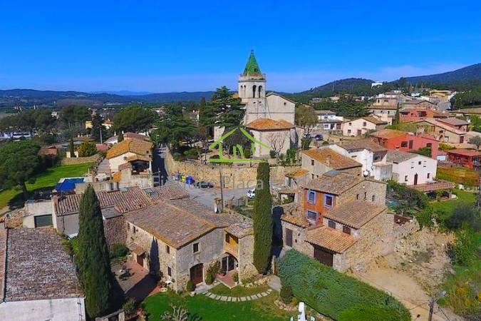 Venta de casa en Santa Cristina D´aro Venta de casa en Santa Cristina D´aro