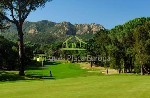 Venta de casa en Santa Cristina D´aro Venta de casa en Santa Cristina D´aro