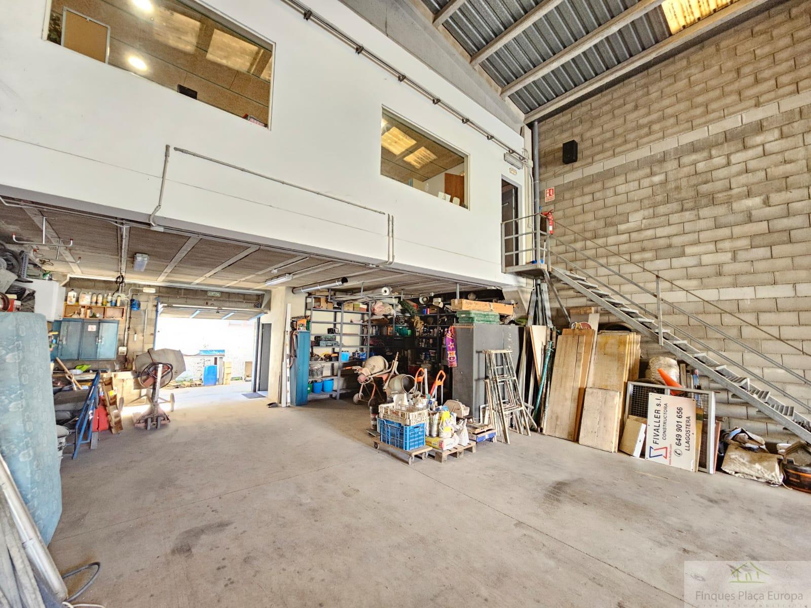 Venta de nave industrial en Llagostera
