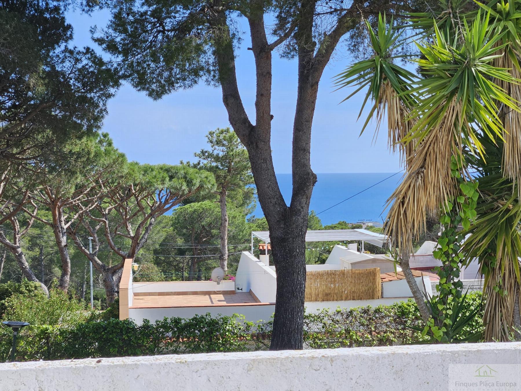 Продажа от

 Домa на Platja d´Aro