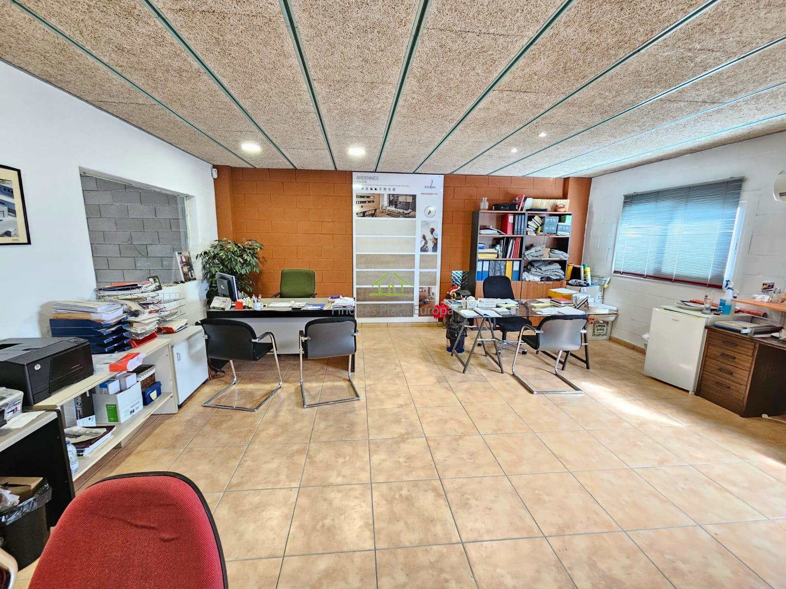 Venda de local a Llagostera