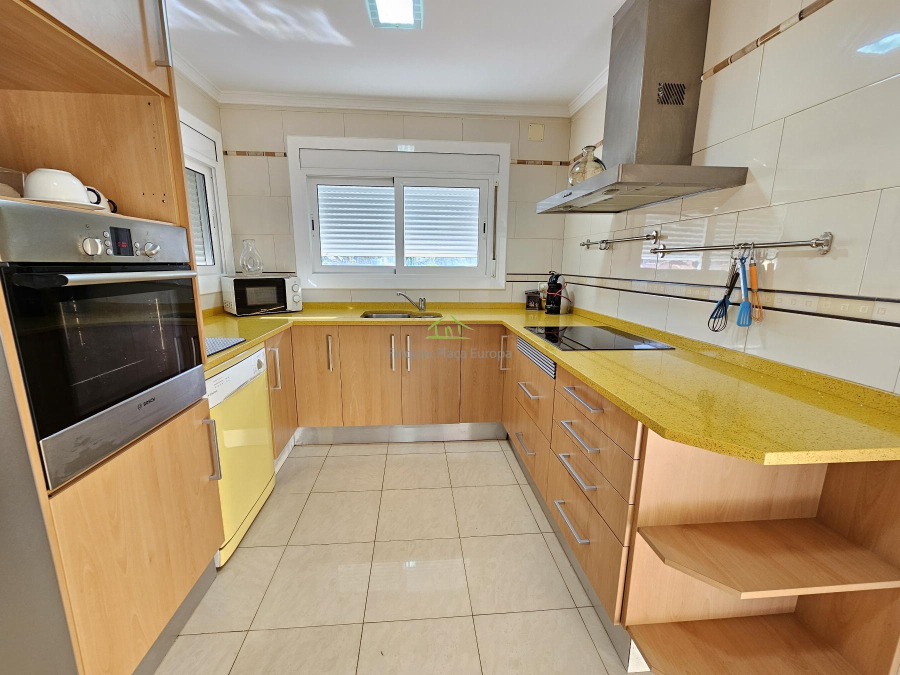 Venta de casa en Santa Cristina D´aro