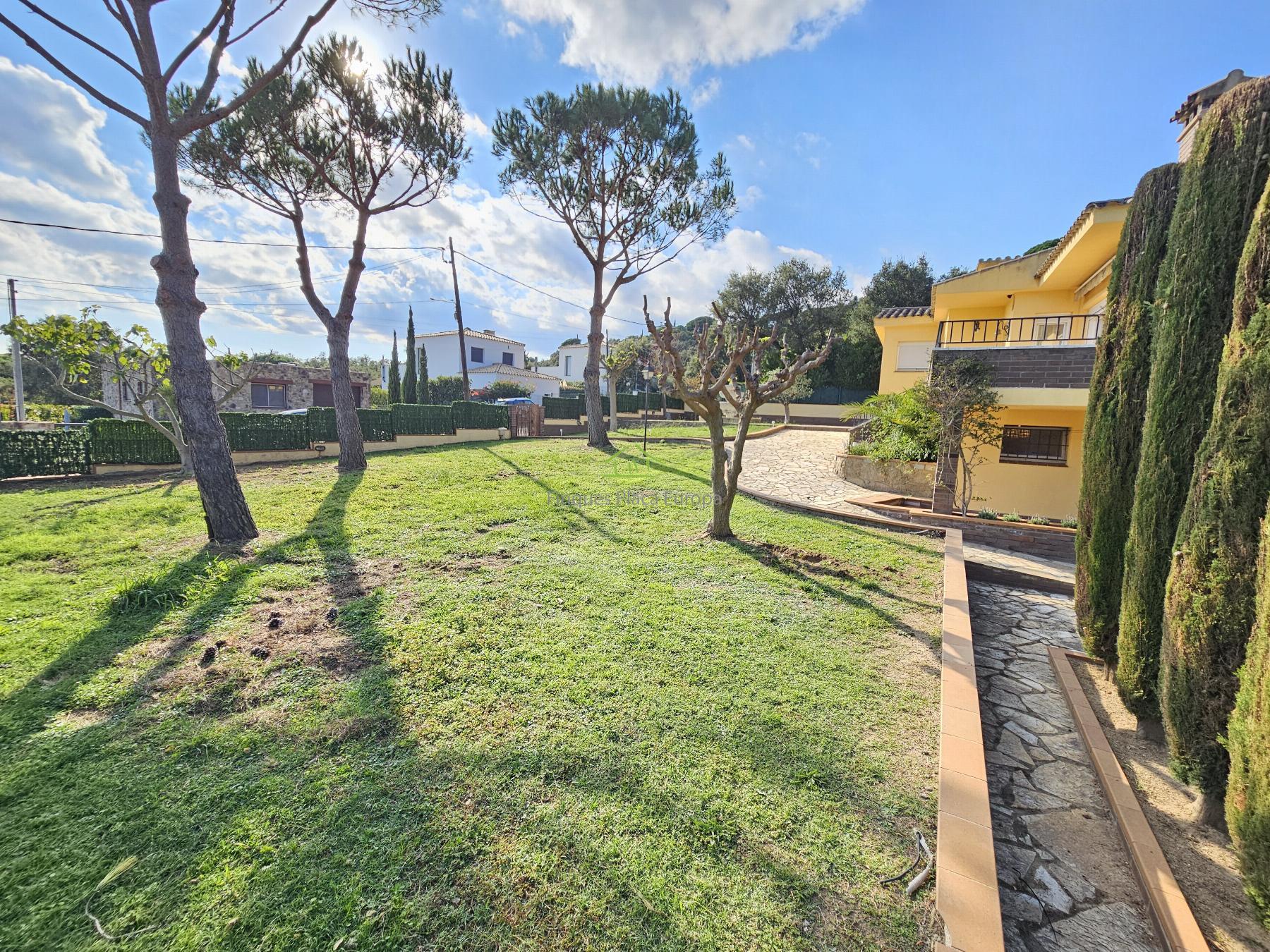 Venta de casa en Santa Cristina D´aro