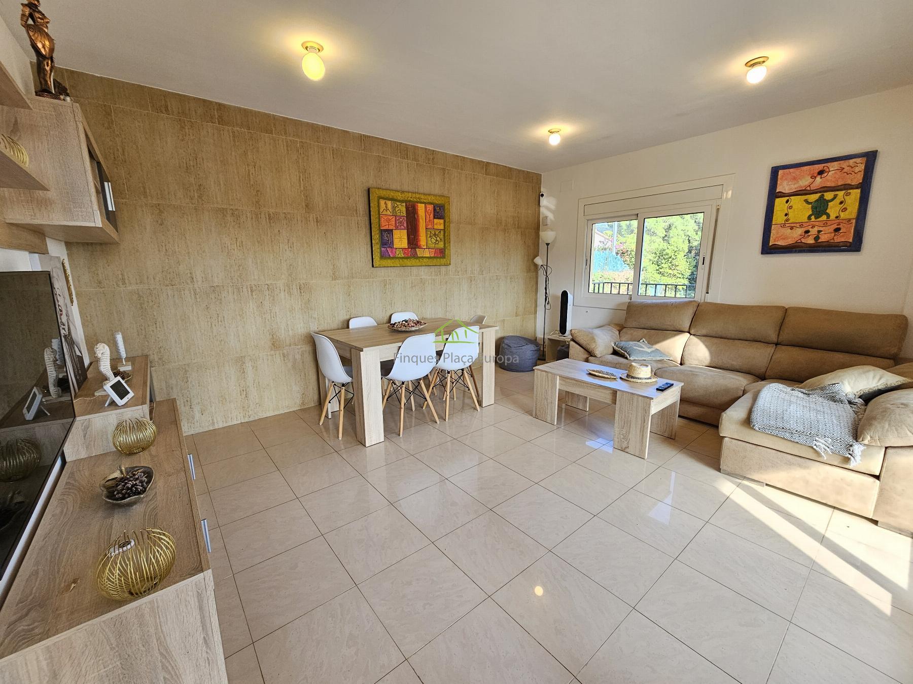 Venta de casa en Santa Cristina D´aro