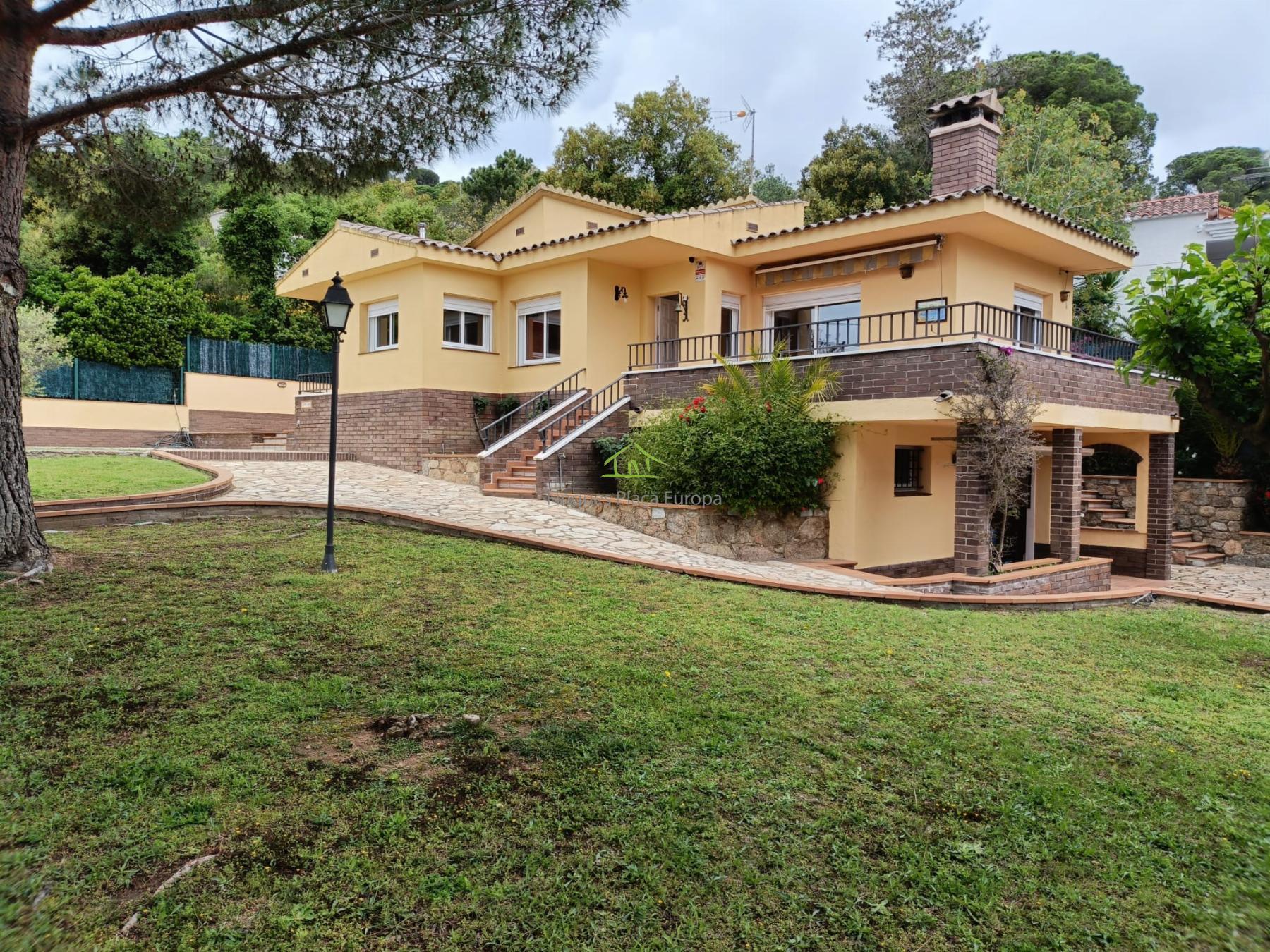 Venta de casa en Santa Cristina D´aro