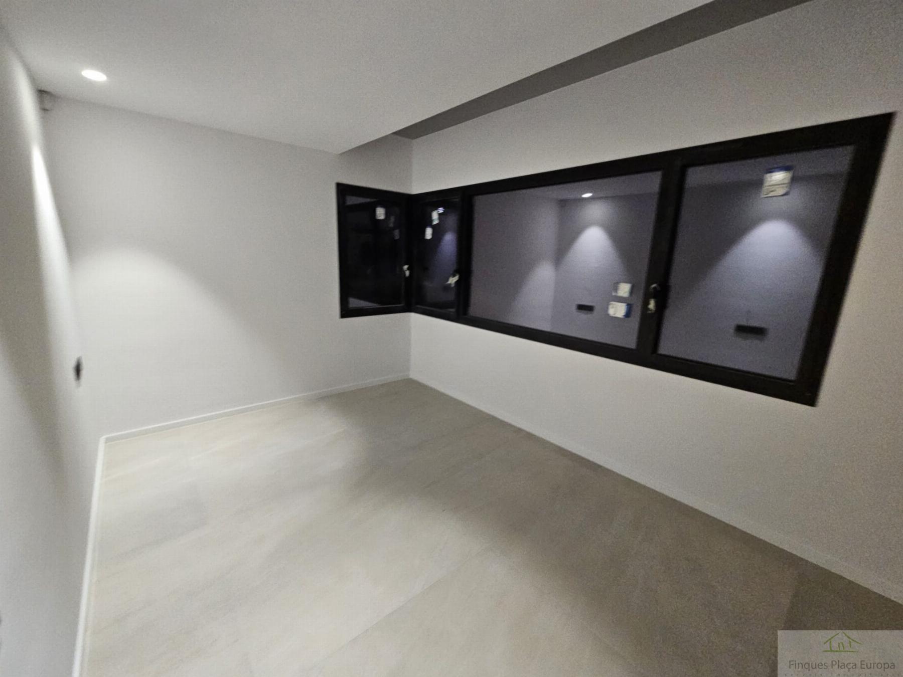 For sale of house in Santa Cristina D´aro