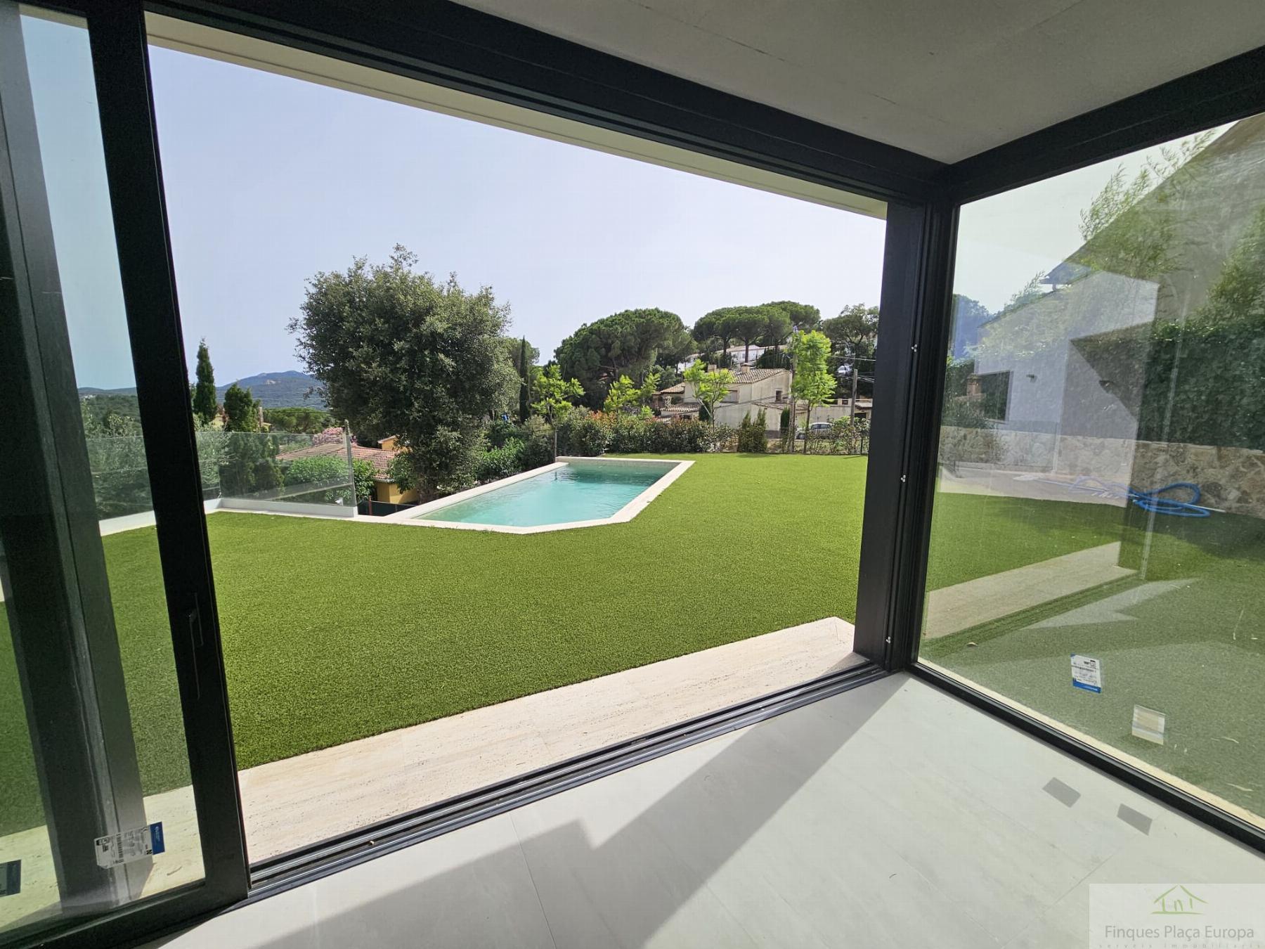 For sale of house in Santa Cristina D´aro
