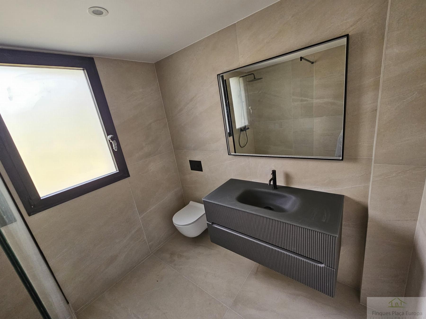 For sale of house in Santa Cristina D´aro