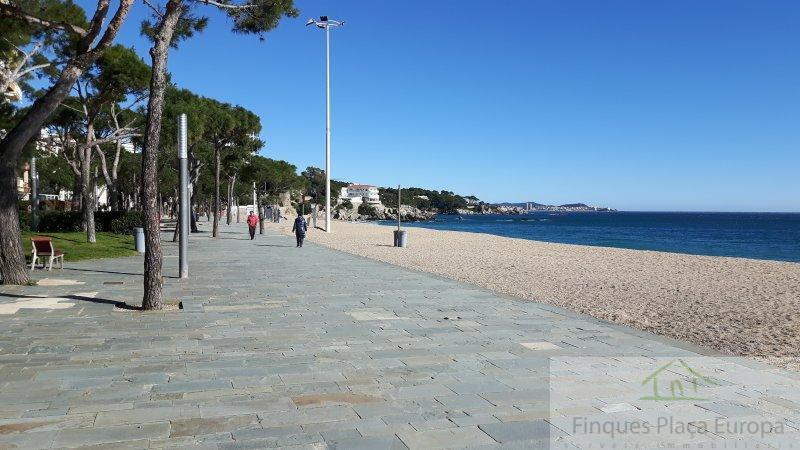 For rent of commercial in Platja d´Aro