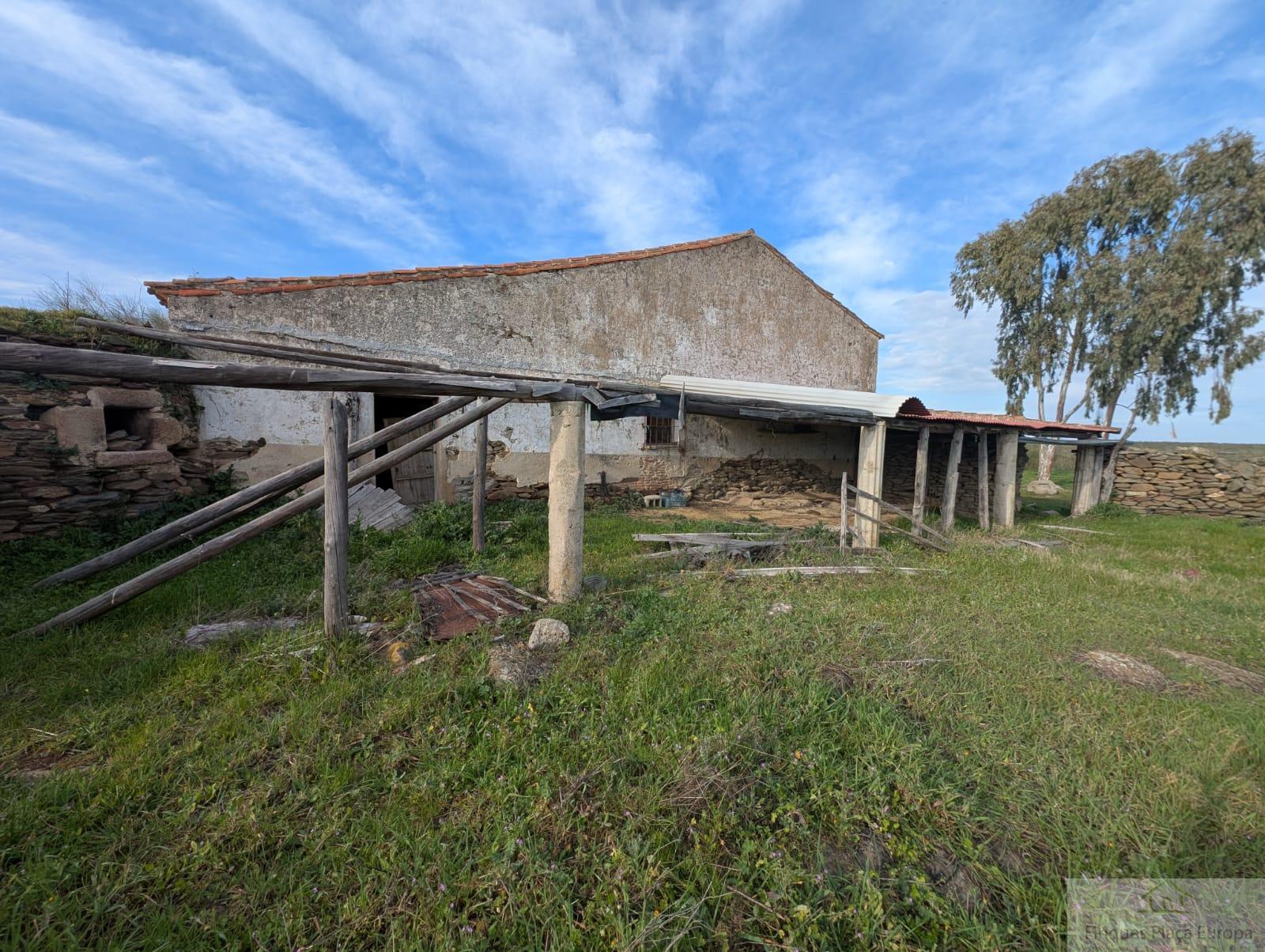 Venta de terreno en Salorino