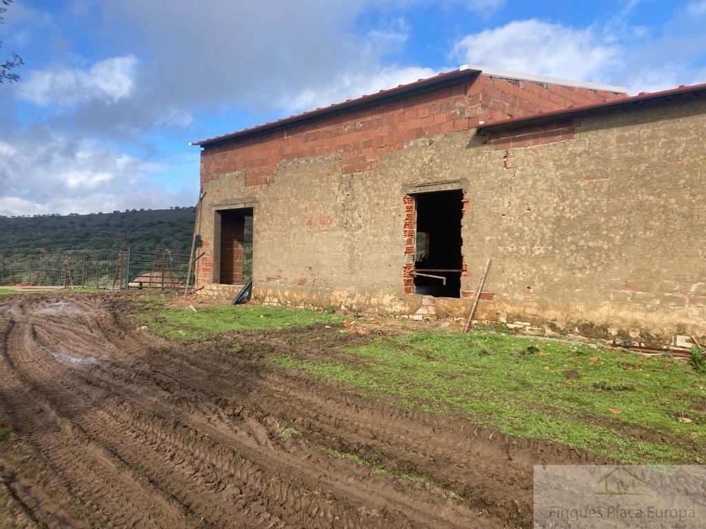 Venta de terreno en Cáceres