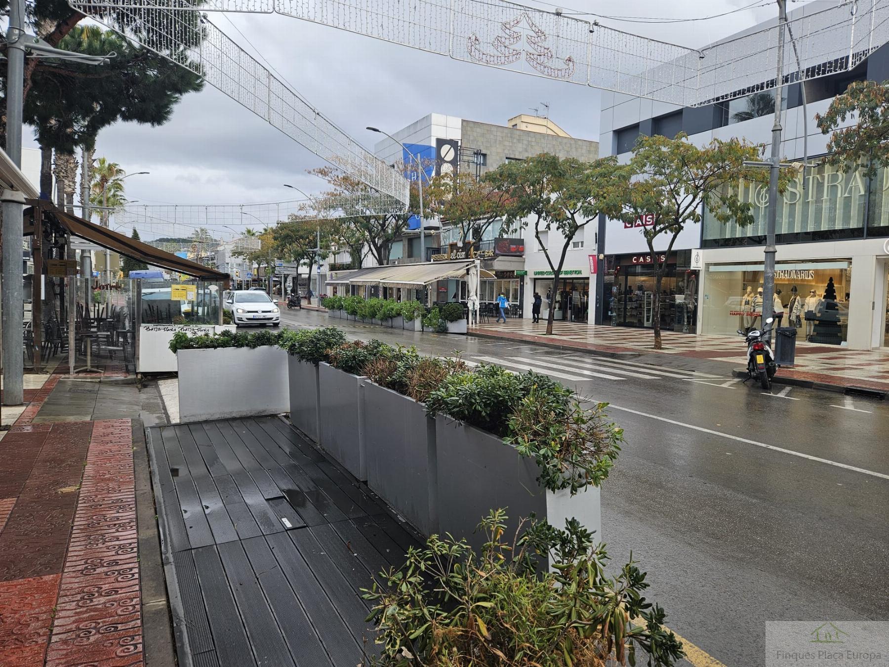 Traspàs de local comercial a Platja d´Aro