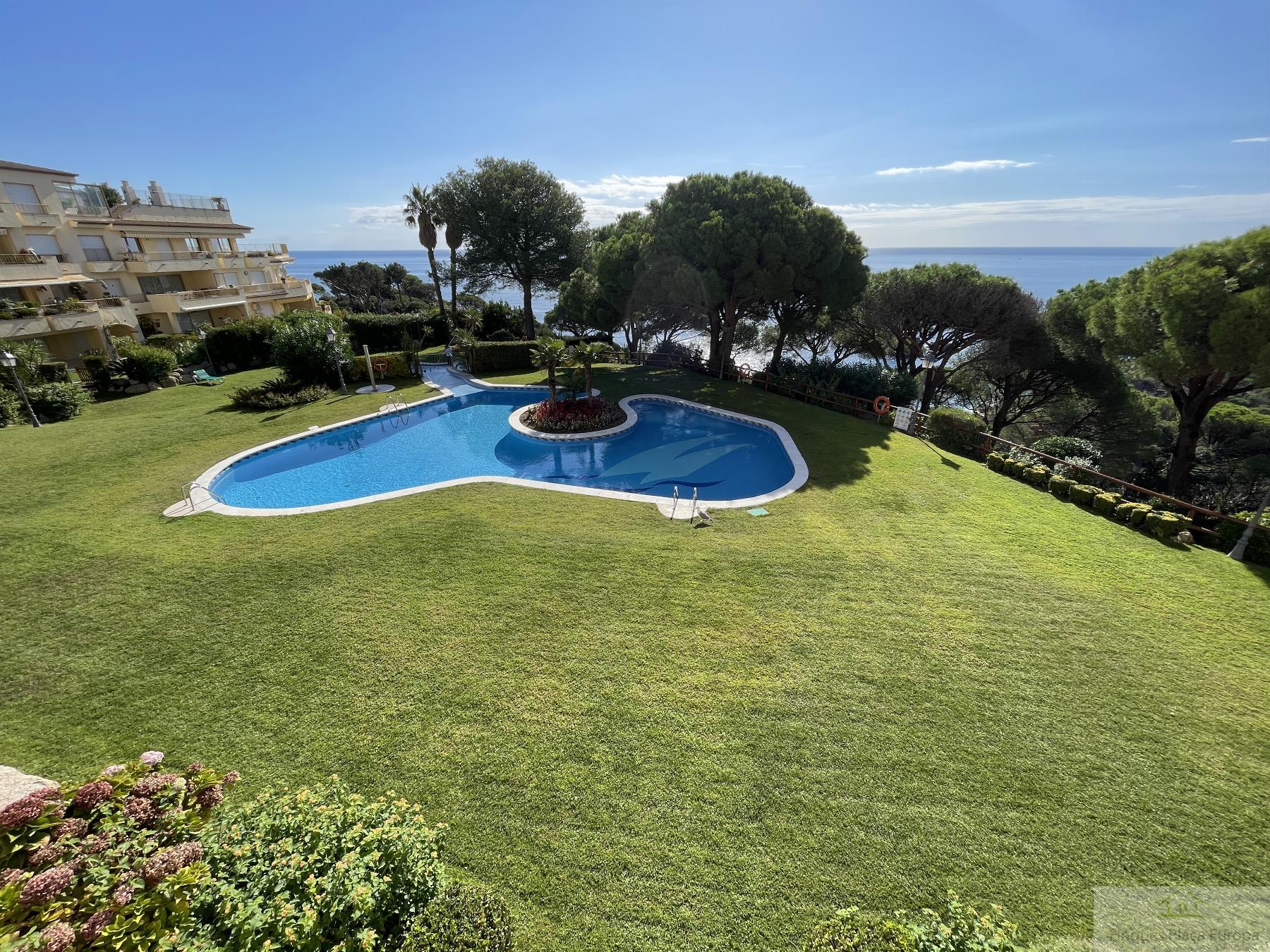 For sale of apartment in Sant Feliu de Guíxols