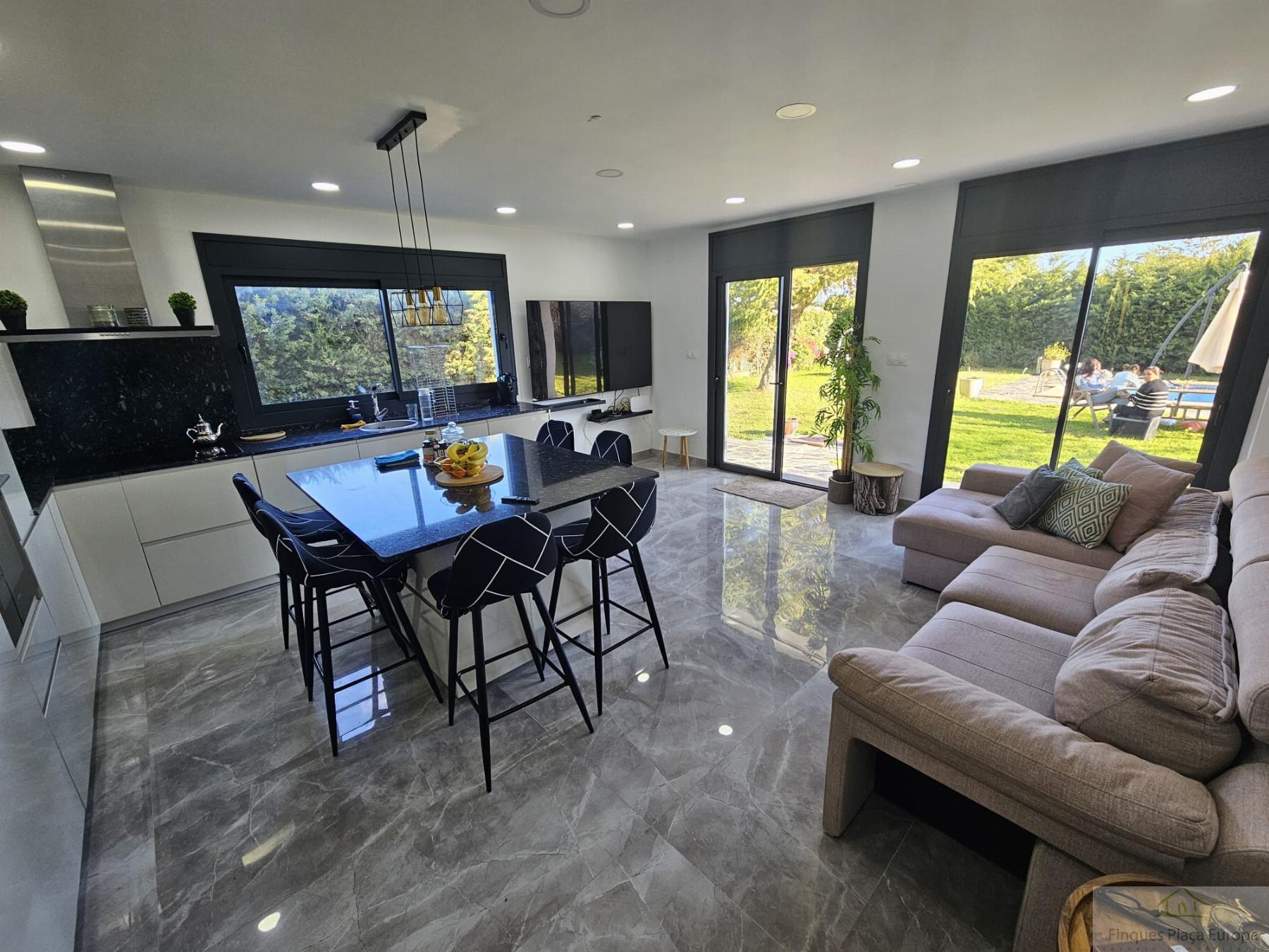 For sale of house in Calonge