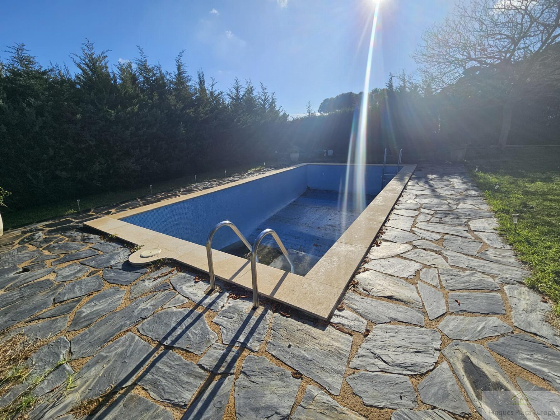 For sale of house in Calonge